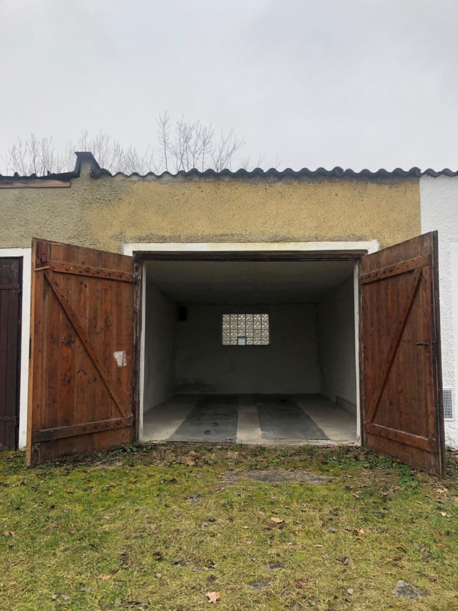 Prodej garáže 22 m², Písečná, Skalná, Karlovarský kraj Prodej garáže 22 m², Písečná, Skalná, Karlovarský kraj