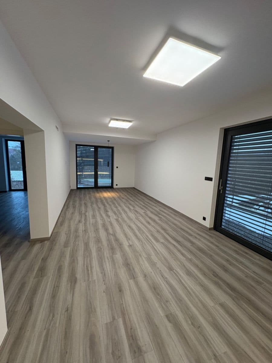 Pronájem bytu 3+kk 97 m², Zdiby, Středočeský kraj Pronájem bytu 3+kk 97 m², Zdiby, Středočeský kraj