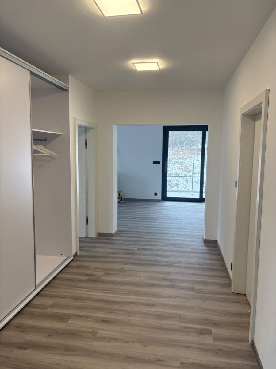 Pronájem bytu 3+kk 97 m², Zdiby, Středočeský kraj Pronájem bytu 3+kk 97 m², Zdiby, Středočeský kraj