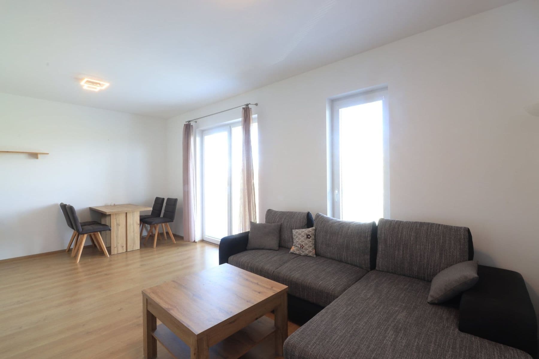 Pronájem bytu 2+kk 51 m², Na Cihelně, Klíčany, Středočeský kraj Pronájem bytu 2+kk 51 m², Na Cihelně, Klíčany, Středočeský kraj