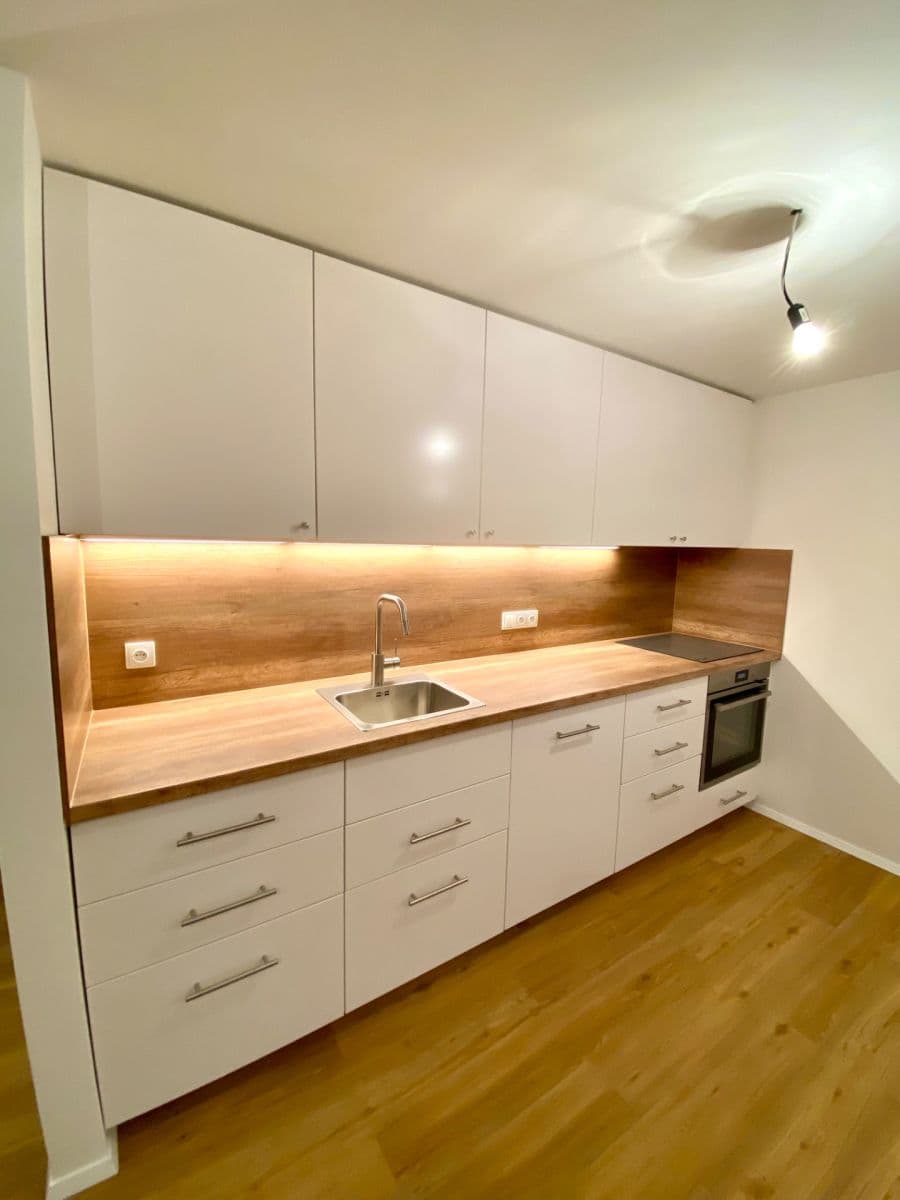 Pronájem bytu 3+kk 81 m², Kubelíkova, Praha, Praha Pronájem bytu 3+kk 81 m², Kubelíkova, Praha, Praha