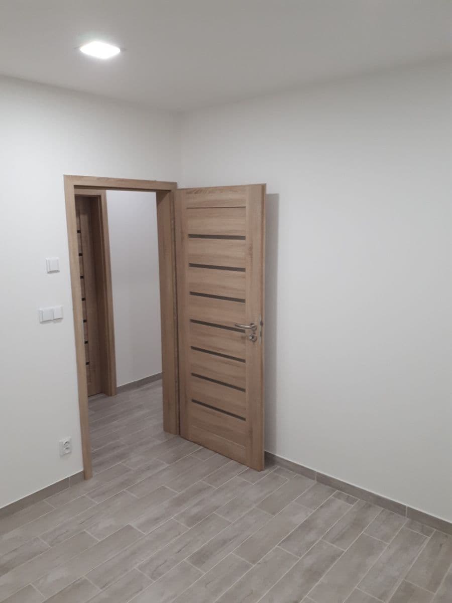 Pronájem bytu 3+kk 56 m², Brněnská, Kuřim, Jihomoravský kraj Pronájem bytu 3+kk 56 m², Brněnská, Kuřim, Jihomoravský kraj