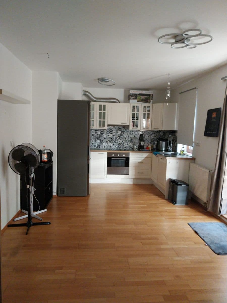 Pronájem bytu 2+kk 65 m², U Krčského nádraží, Praha, Praha Pronájem bytu 2+kk 65 m², U Krčského nádraží, Praha, Praha