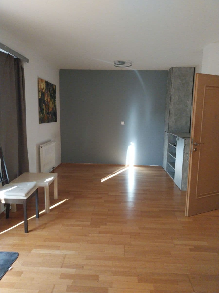 Pronájem bytu 2+kk 65 m², U Krčského nádraží, Praha, Praha Pronájem bytu 2+kk 65 m², U Krčského nádraží, Praha, Praha