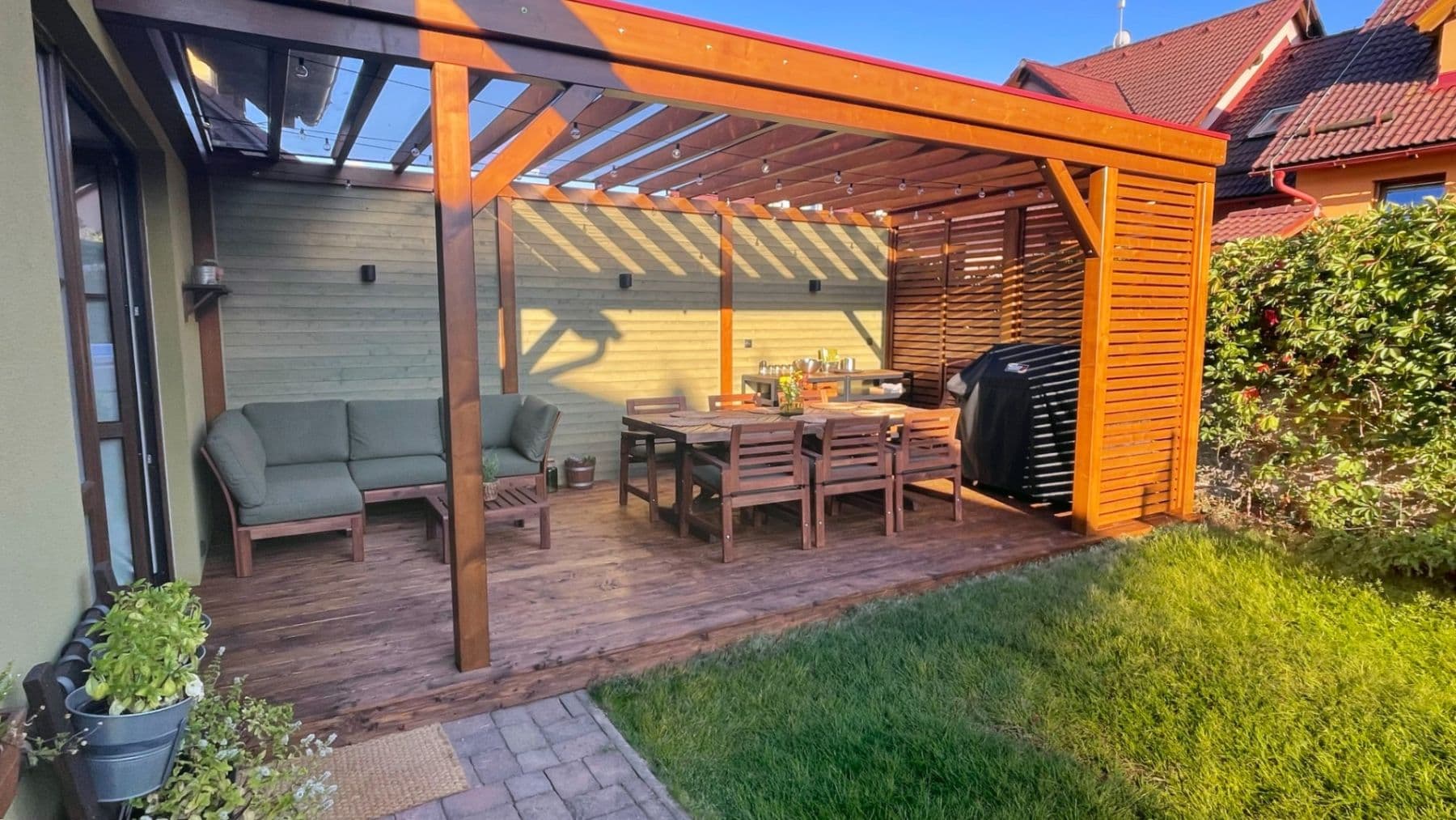 Prodej domu 140 m², pozemek 303 m², Dlouhomostecká, Liberec, Liberecký kraj Prodej domu 140 m², pozemek 303 m², Dlouhomostecká, Liberec, Liberecký kraj