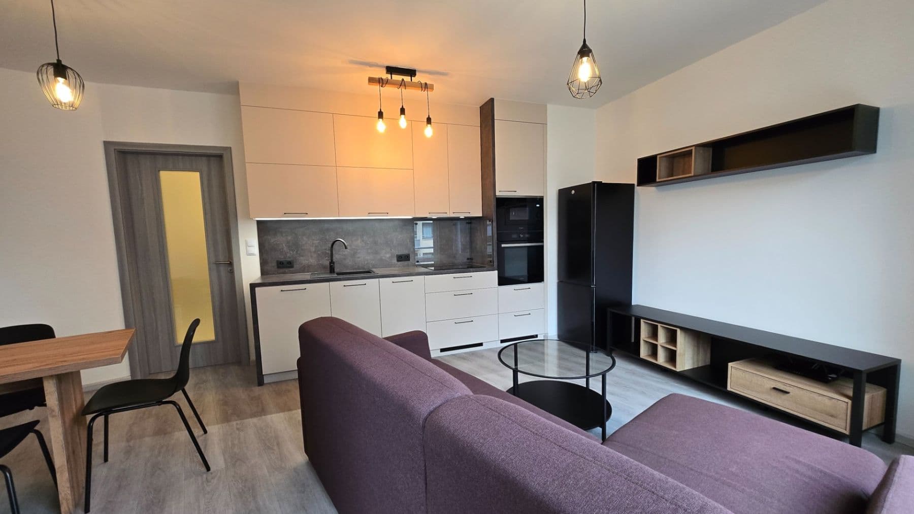 Pronájem bytu 2+kk 47 m², Drahňovická, Praha, Praha Pronájem bytu 2+kk 47 m², Drahňovická, Praha, Praha
