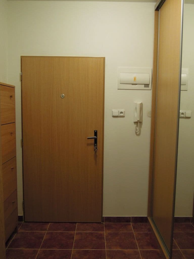 Pronájem bytu 1+kk 36 m², Na Lávce, Praha, Praha Pronájem bytu 1+kk 36 m², Na Lávce, Praha, Praha