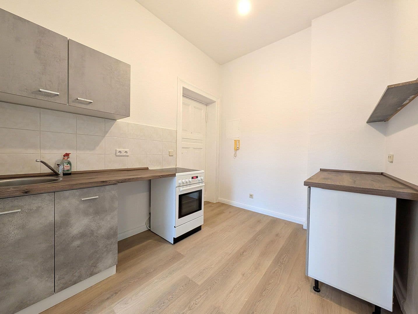 Pronájem bytu 1+1 33 m², Fürstenwalde nad Sprévou, Braniborsko Pronájem bytu 1+1 33 m², Fürstenwalde nad Sprévou, Braniborsko