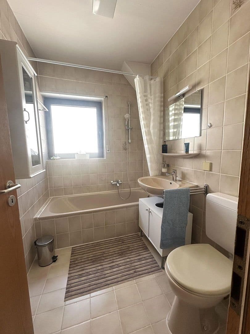 Pronájem bytu 2+1 59 m², Kaiserslautern, Porýní-Falc Pronájem bytu 2+1 59 m², Kaiserslautern, Porýní-Falc