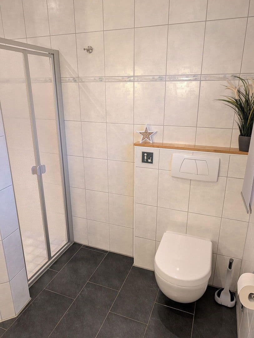 Prodej domu 205 m², pozemek 1.050 m², Am Wildbach 7, Wiesmoor, Dolní Sasko Prodej domu 205 m², pozemek 1.050 m², Am Wildbach 7, Wiesmoor, Dolní Sasko