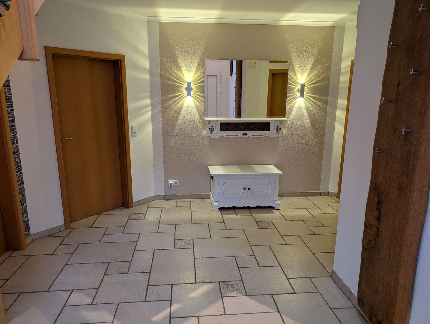 Prodej domu 205 m², pozemek 1.050 m², Am Wildbach 7, Wiesmoor, Dolní Sasko Prodej domu 205 m², pozemek 1.050 m², Am Wildbach 7, Wiesmoor, Dolní Sasko