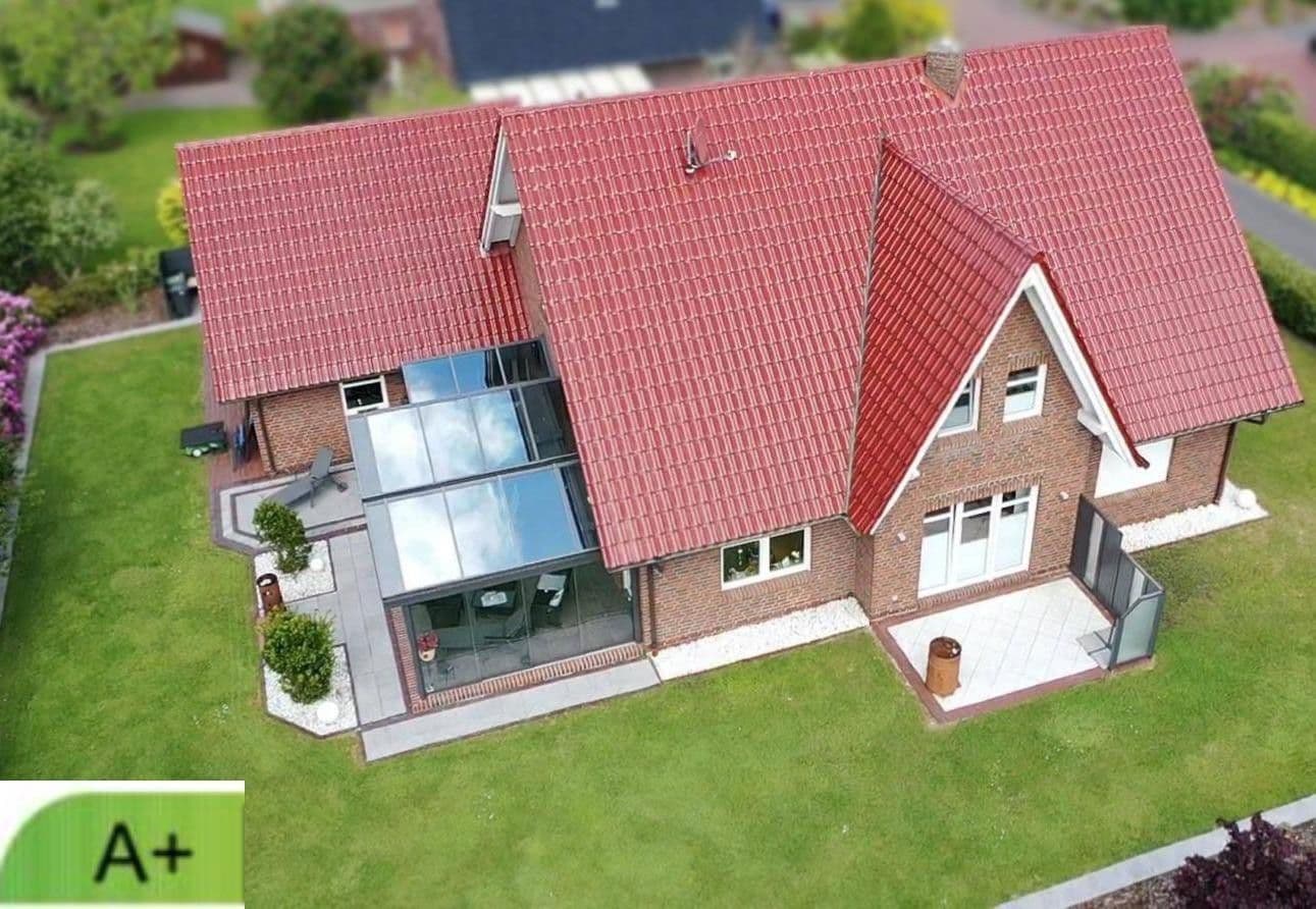 Prodej domu 205 m², pozemek 1.050 m², Am Wildbach 7, Wiesmoor, Dolní Sasko Prodej domu 205 m², pozemek 1.050 m², Am Wildbach 7, Wiesmoor, Dolní Sasko