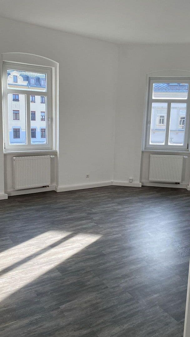 Pronájem bytu 3+1 98 m², Bahnhofstr.2, Cvikov, Sasko Pronájem bytu 3+1 98 m², Bahnhofstr.2, Cvikov, Sasko