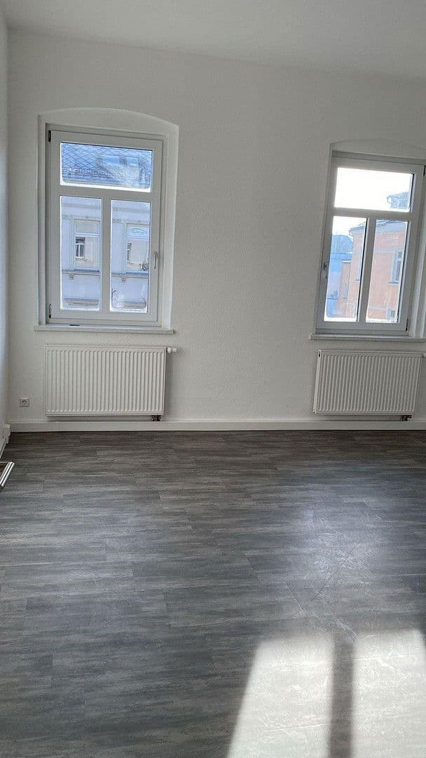 Pronájem bytu 3+1 98 m², Bahnhofstr.2, Cvikov, Sasko Pronájem bytu 3+1 98 m², Bahnhofstr.2, Cvikov, Sasko