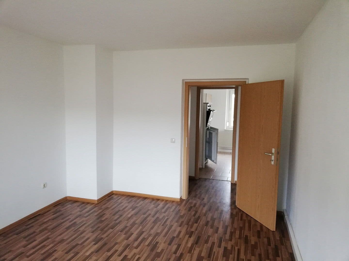 Pronájem bytu 3+1 58 m², Talstraße 34, Weischlitz, Sasko Pronájem bytu 3+1 58 m², Talstraße 34, Weischlitz, Sasko