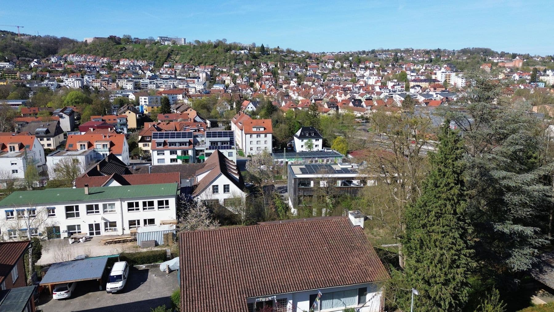 Prodej domu 210 m², pozemek 1.472 m², Schwärzlocher Str. 63, Tübingen, Bádensko-Württembersko Prodej domu 210 m², pozemek 1.472 m², Schwärzlocher Str. 63, Tübingen, Bádensko-Württembersko
