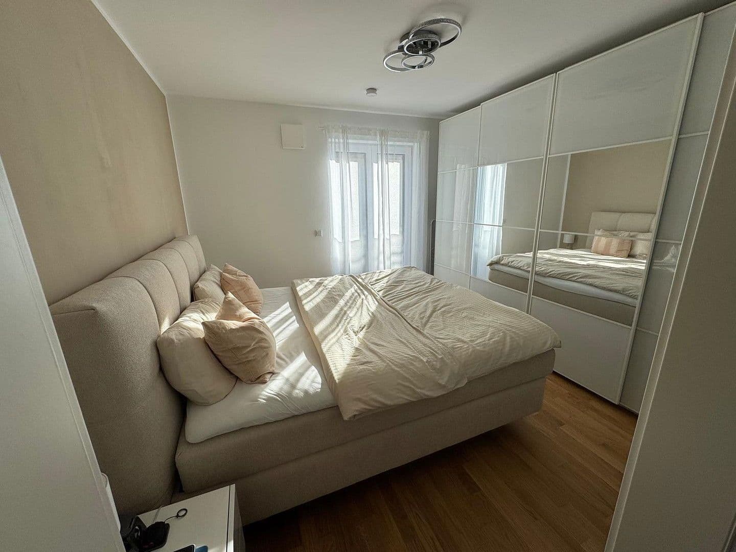 Pronájem bytu 4+1 90 m², Leienfelsstr. 2b, 81243, München, München, Bavorsko Pronájem bytu 4+1 90 m², Leienfelsstr. 2b, 81243, München, München, Bavorsko