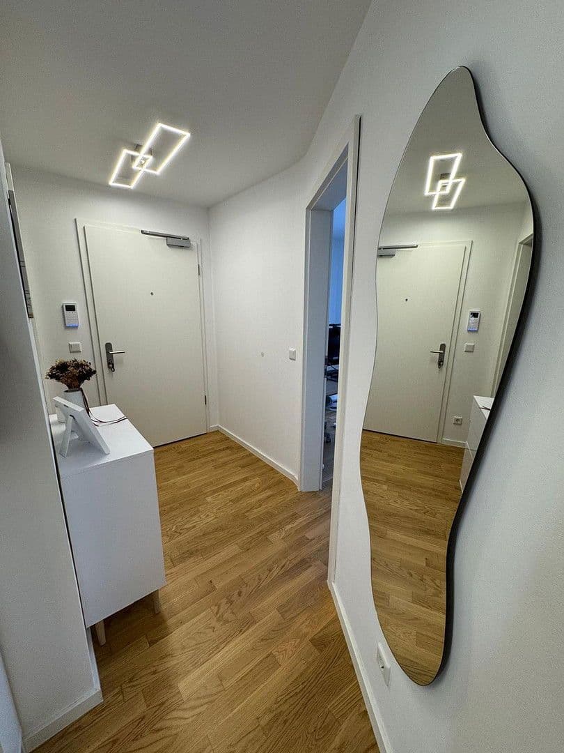 Pronájem bytu 4+1 90 m², Leienfelsstr. 2b, 81243, München, München, Bavorsko Pronájem bytu 4+1 90 m², Leienfelsstr. 2b, 81243, München, München, Bavorsko