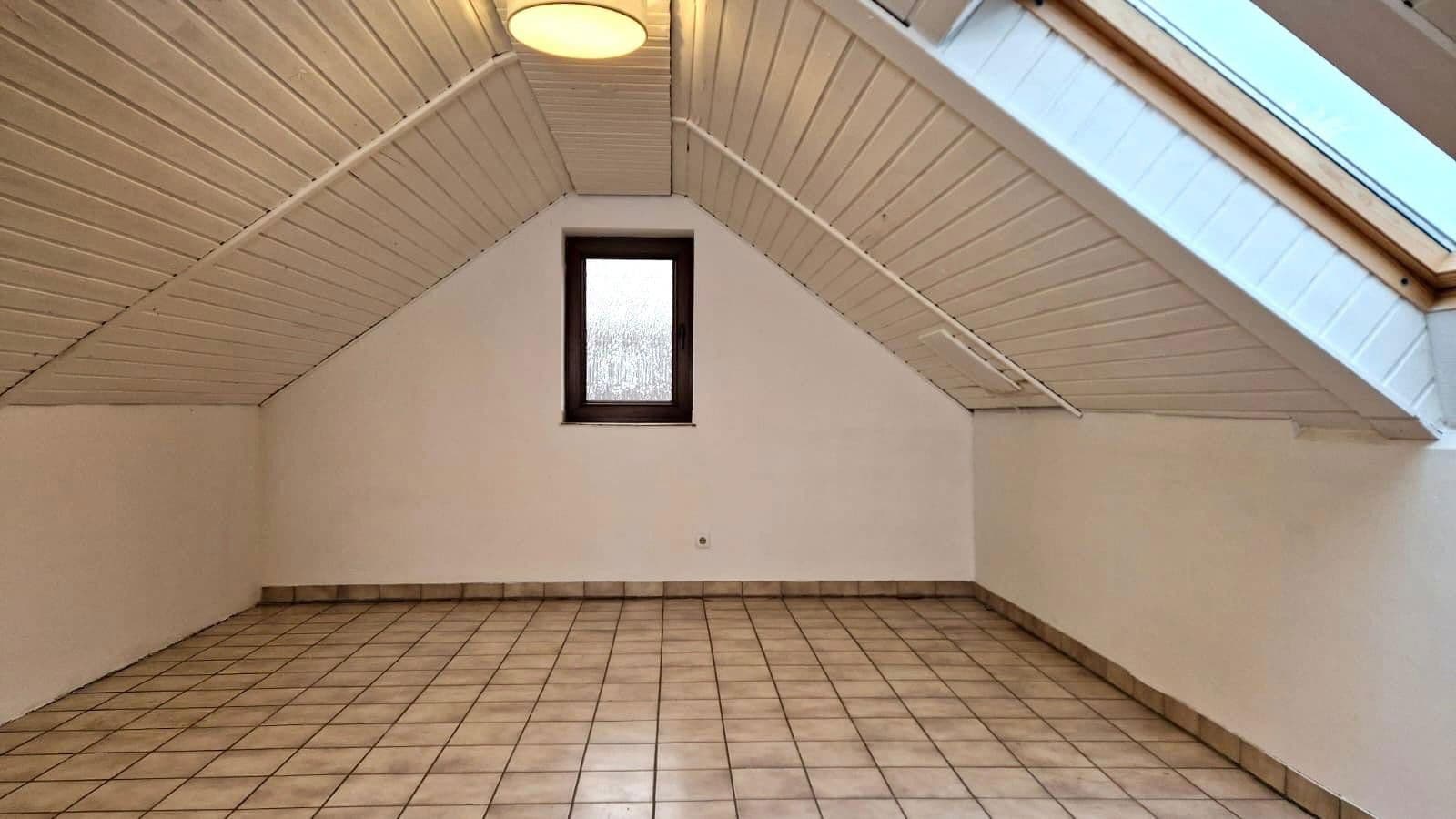 Pronájem domu 189 m², pozemek 189 m², Bottrop, Severní Porýní-Vestfálsko Pronájem domu 189 m², pozemek 189 m², Bottrop, Severní Porýní-Vestfálsko