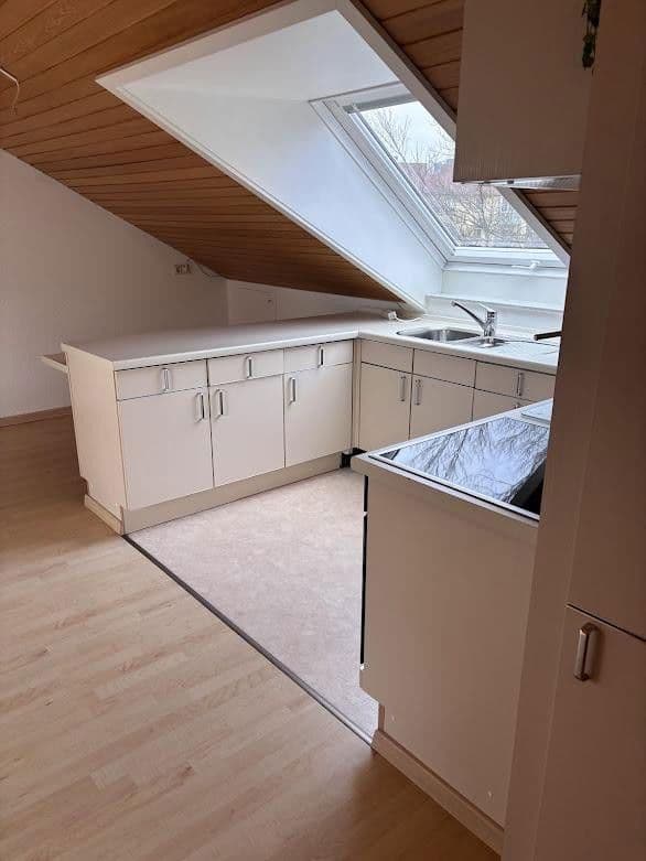 Pronájem bytu 2+1 34 m², Steinbeisstr. 33, Böblingen, Bádensko-Württembersko Pronájem bytu 2+1 34 m², Steinbeisstr. 33, Böblingen, Bádensko-Württembersko