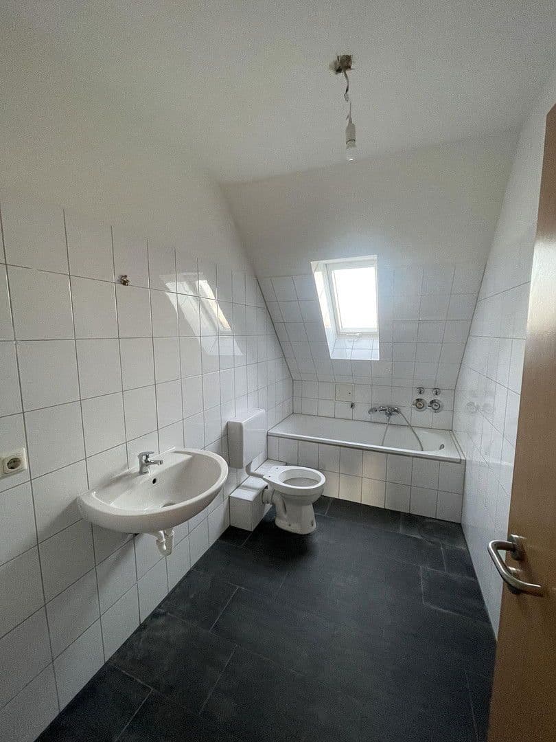 Prodej bytu 3+kk 81 m², Bismarckstraße 264, Gelsenkirchen, Severní Porýní-Vestfálsko Prodej bytu 3+kk 81 m², Bismarckstraße 264, Gelsenkirchen, Severní Porýní-Vestfálsko