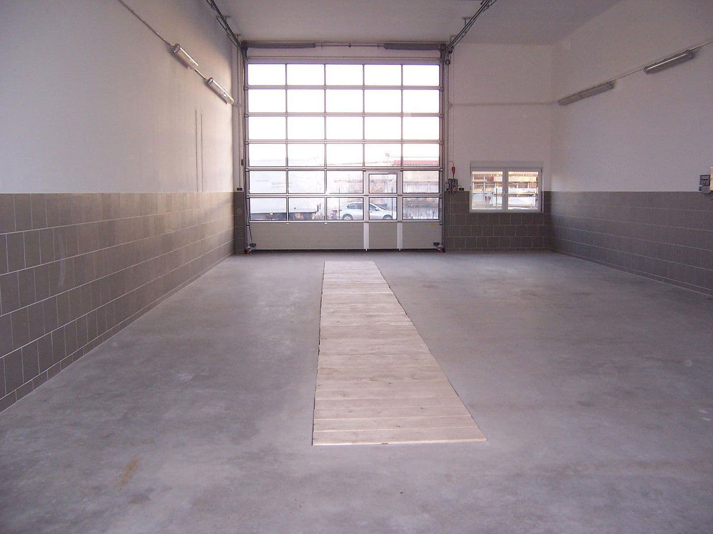 Pronájem nebytového prostoru 200 m², Bergisch Gladbach, Severní Porýní-Vestfálsko Pronájem nebytového prostoru 200 m², Bergisch Gladbach, Severní Porýní-Vestfálsko