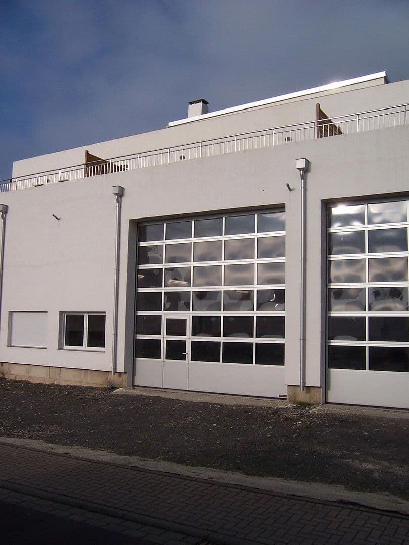 Pronájem nebytového prostoru 200 m², Bergisch Gladbach, Severní Porýní-Vestfálsko Pronájem nebytového prostoru 200 m², Bergisch Gladbach, Severní Porýní-Vestfálsko