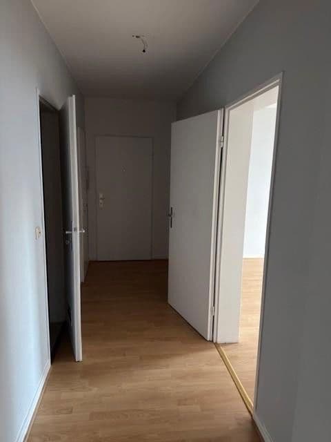 Pronájem bytu 3+1 59 m², Friedrich-Garves-Straße 5, Bremen, Bremen Pronájem bytu 3+1 59 m², Friedrich-Garves-Straße 5, Bremen, Bremen