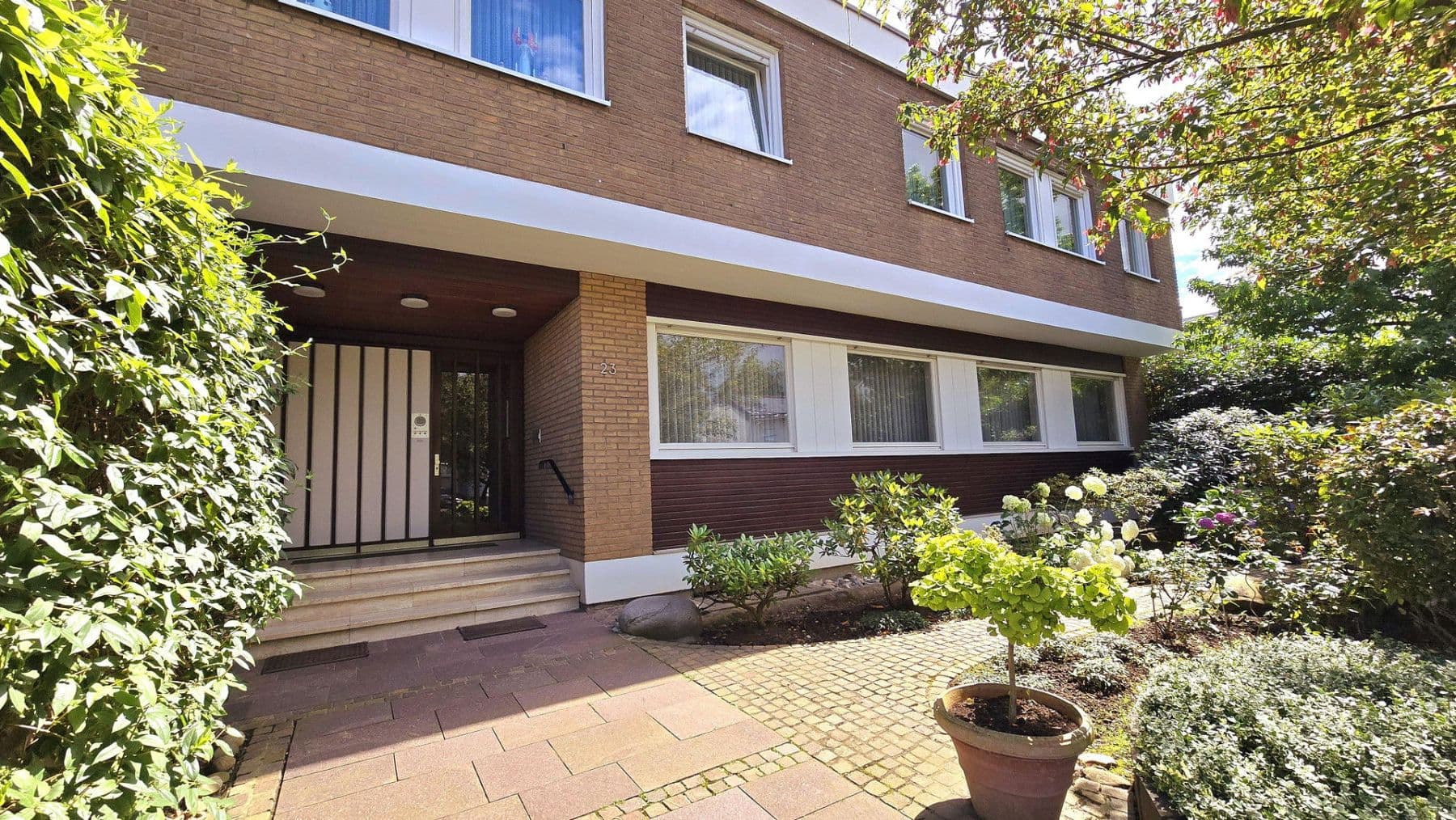 Prodej domu 308 m², pozemek 1.352 m², Moselstraße, Euskirchen, Severní Porýní-Vestfálsko Prodej domu 308 m², pozemek 1.352 m², Moselstraße, Euskirchen, Severní Porýní-Vestfálsko