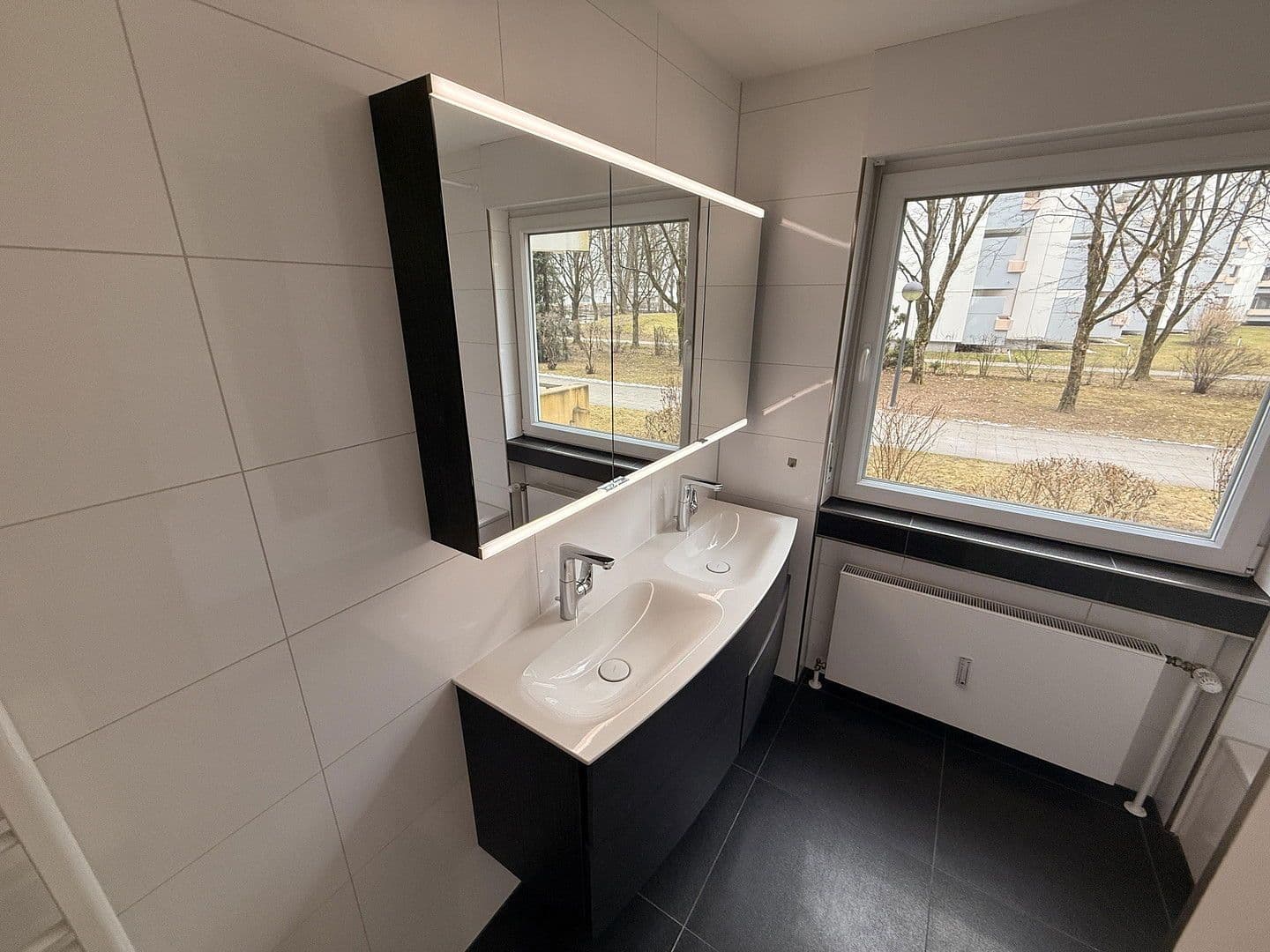 Pronájem bytu 3+1 86 m², Plievierpark 12, München, Bavorsko Pronájem bytu 3+1 86 m², Plievierpark 12, München, Bavorsko