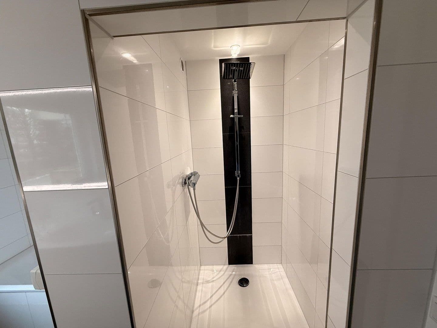 Pronájem bytu 3+1 86 m², Plievierpark 12, München, Bavorsko Pronájem bytu 3+1 86 m², Plievierpark 12, München, Bavorsko