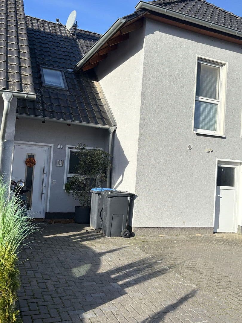 Prodej domu 98 m², pozemek 192 m², Zur Wipperaller, Wolfsburg, Dolní Sasko Prodej domu 98 m², pozemek 192 m², Zur Wipperaller, Wolfsburg, Dolní Sasko