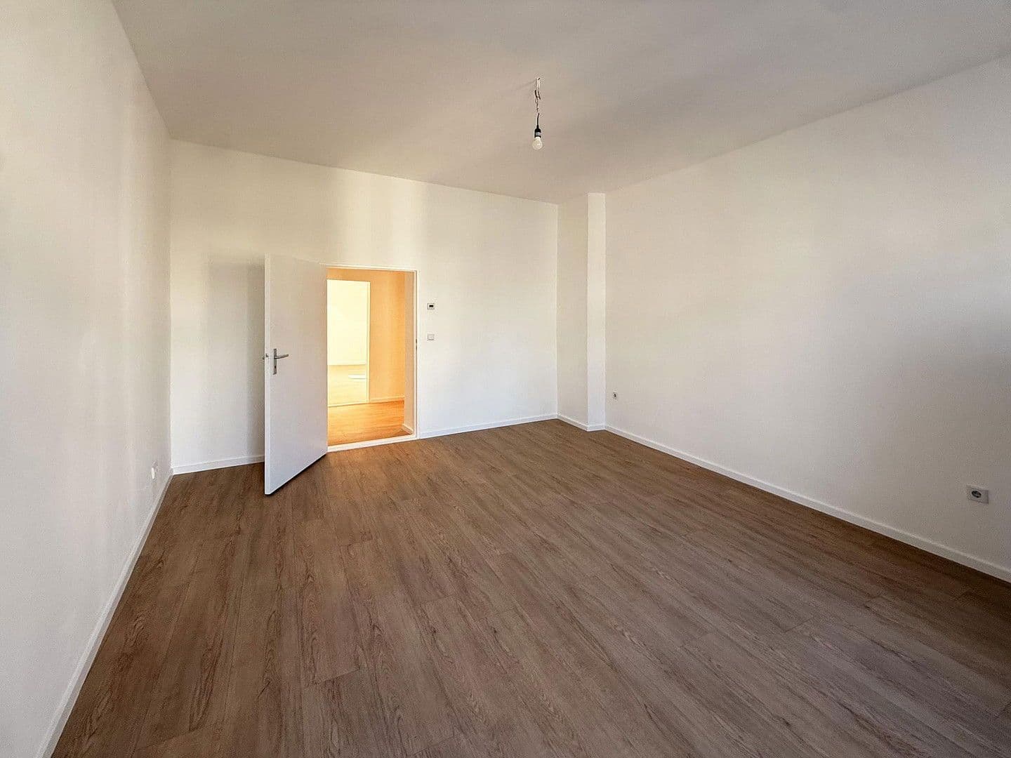 Pronájem bytu 2+1 70 m², Berlin, Berlín Pronájem bytu 2+1 70 m², Berlin, Berlín