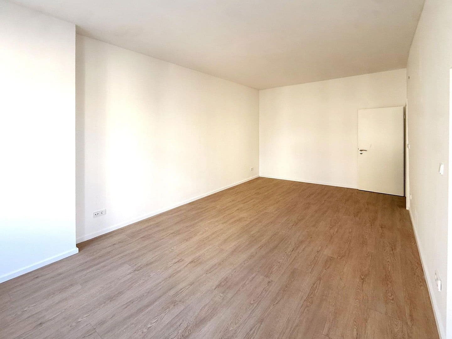 Pronájem bytu 1+1 40 m², Berlin, Berlín Pronájem bytu 1+1 40 m², Berlin, Berlín