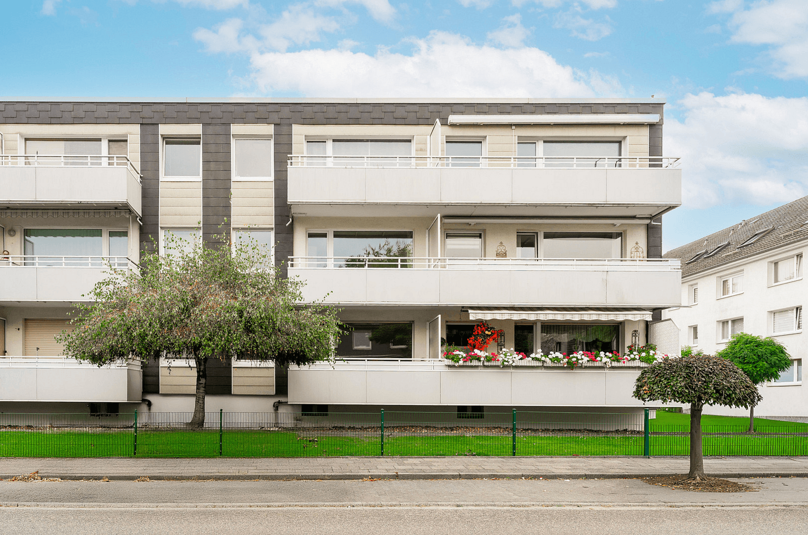 Prodej bytu 1+kk 35 m², Meerbusch, Severní Porýní-Vestfálsko Prodej bytu 1+kk 35 m², Meerbusch, Severní Porýní-Vestfálsko