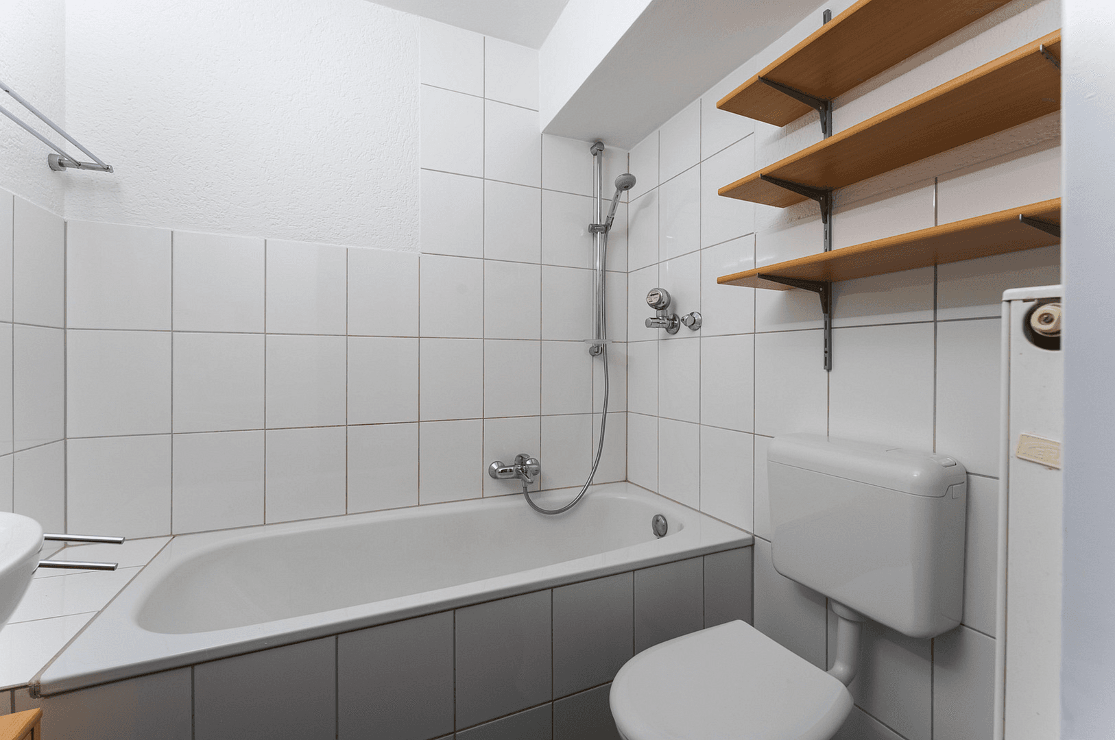 Prodej bytu 1+kk 35 m², Meerbusch, Severní Porýní-Vestfálsko Prodej bytu 1+kk 35 m², Meerbusch, Severní Porýní-Vestfálsko