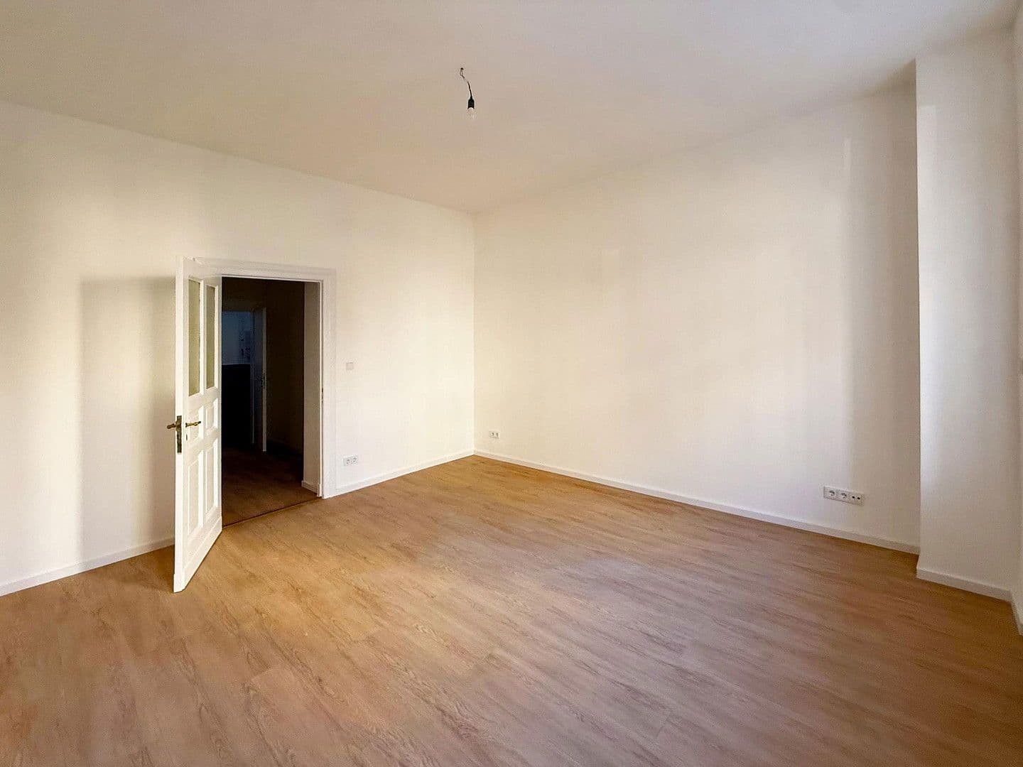 Pronájem bytu 1+1 35 m², Berlin, Berlín Pronájem bytu 1+1 35 m², Berlin, Berlín