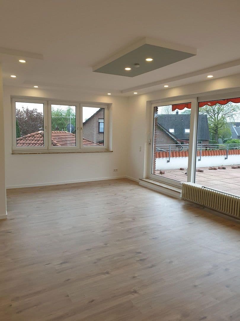 Pronájem bytu 3+1 92 m², Sophienstr. 4, Garbsen, Dolní Sasko Pronájem bytu 3+1 92 m², Sophienstr. 4, Garbsen, Dolní Sasko