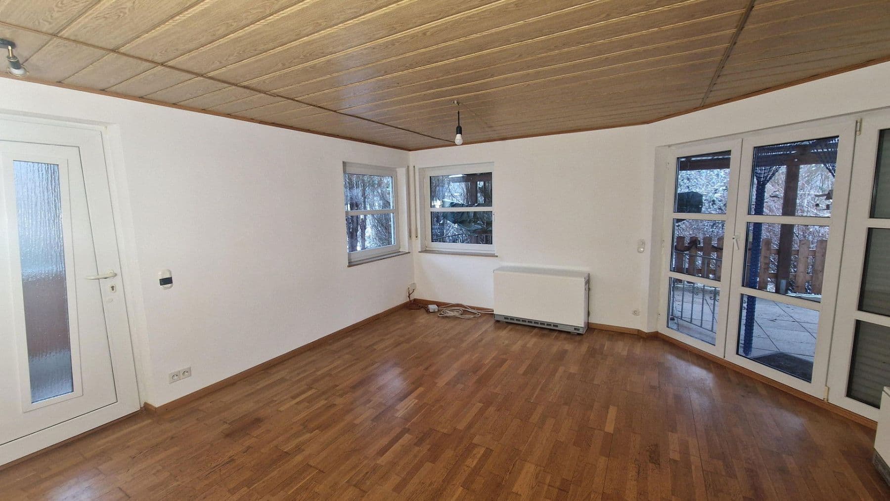 Prodej domu 125 m², pozemek 360 m², Spraitbach, Bádensko-Württembersko Prodej domu 125 m², pozemek 360 m², Spraitbach, Bádensko-Württembersko