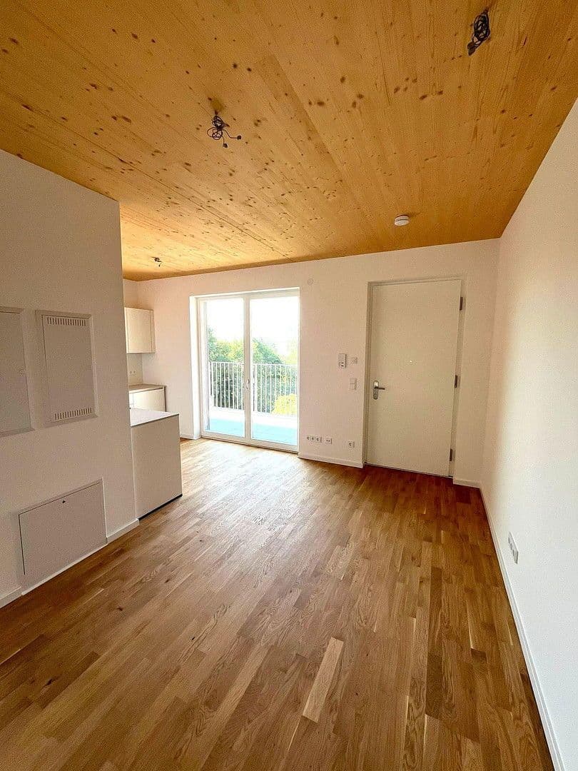 Pronájem bytu 2+1 69 m², Giselastraße 11, Bezirk Lichtenberg, Berlín Pronájem bytu 2+1 69 m², Giselastraße 11, Bezirk Lichtenberg, Berlín