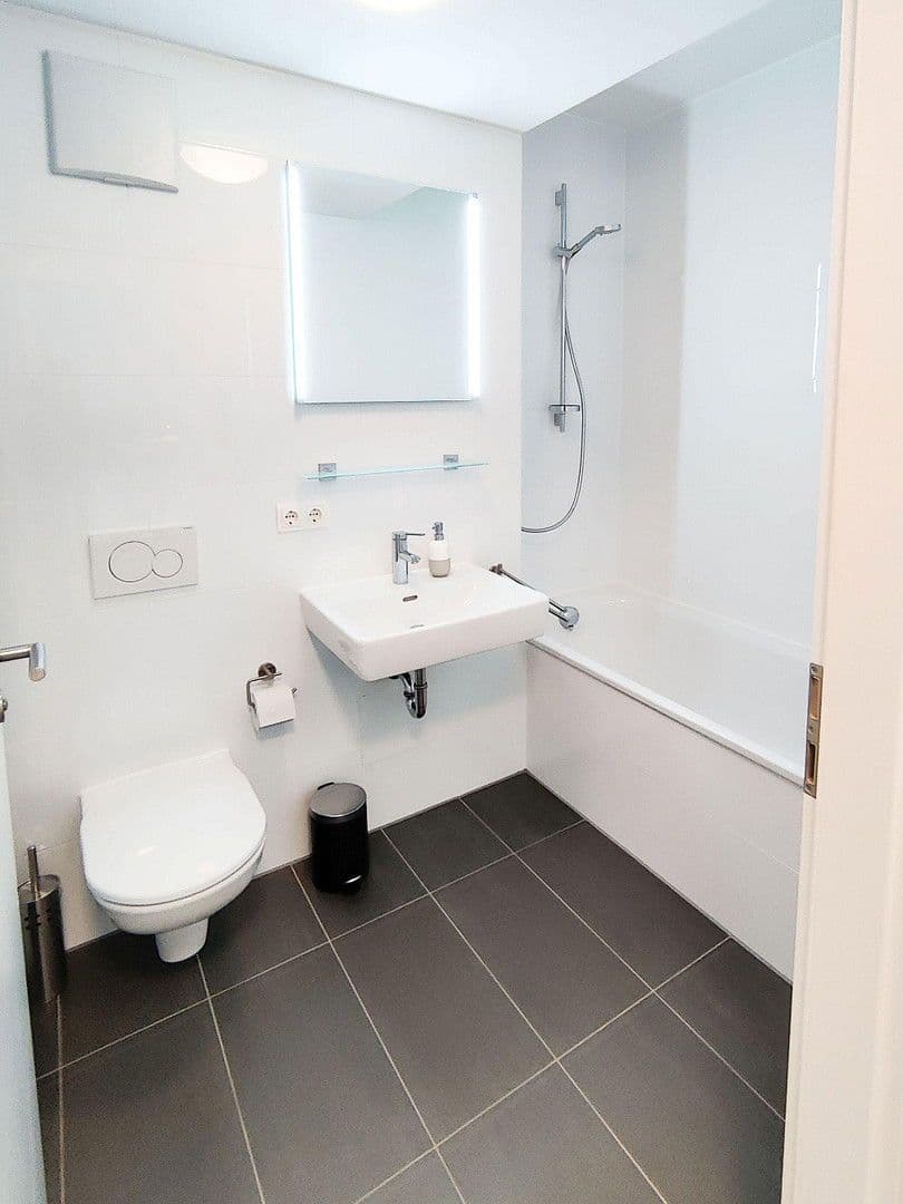 Pronájem bytu 1+1 37 m², München, Bavorsko Pronájem bytu 1+1 37 m², München, Bavorsko