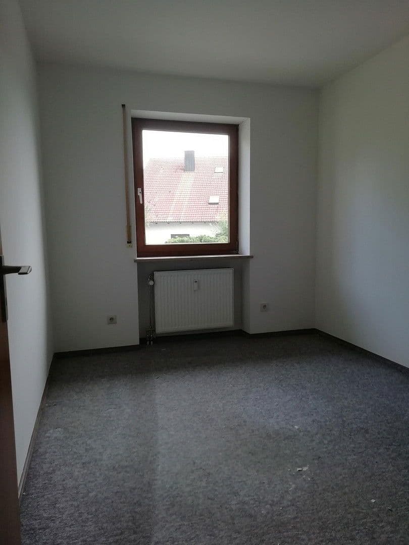 Pronájem bytu 3+1 74 m², Pfudrachöderstraße 33, Vilshofen an der Donau, Bavorsko Pronájem bytu 3+1 74 m², Pfudrachöderstraße 33, Vilshofen an der Donau, Bavorsko