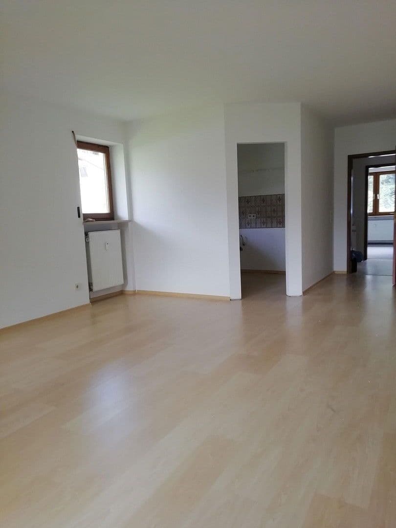 Pronájem bytu 3+1 74 m², Pfudrachöderstraße 33, Vilshofen an der Donau, Bavorsko Pronájem bytu 3+1 74 m², Pfudrachöderstraße 33, Vilshofen an der Donau, Bavorsko