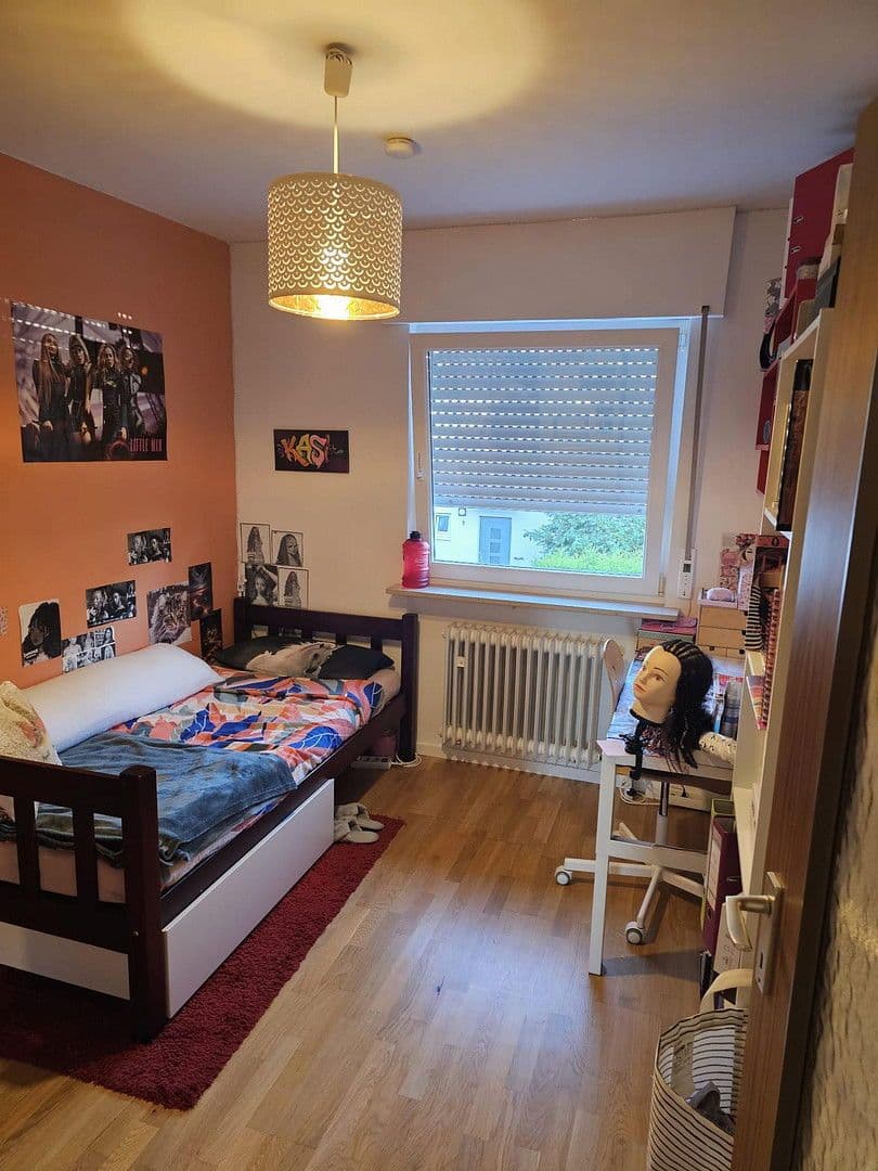 Pronájem domu 144 m², pozemek 200 m², Emmering, Bavorsko Pronájem domu 144 m², pozemek 200 m², Emmering, Bavorsko