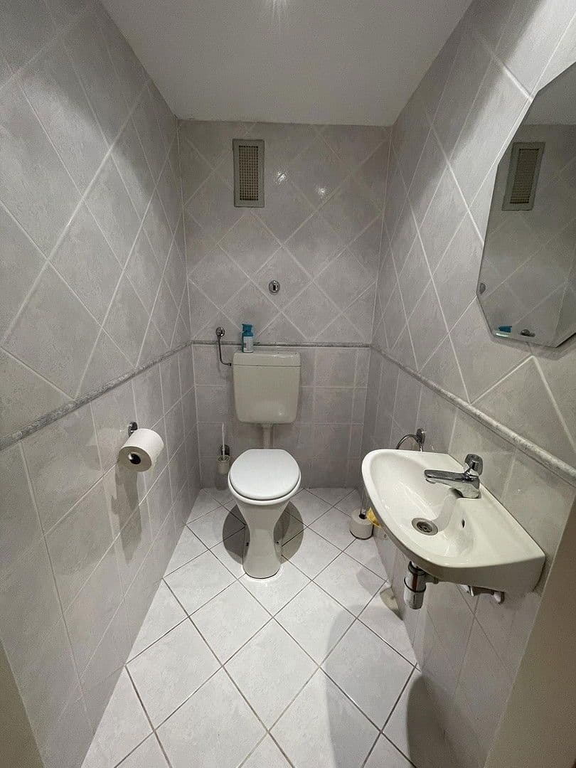 Prodej bytu 3+1 80 m², Gröhrmühlgasse 1b, Wiener Neustadt, Dolní Rakousko Prodej bytu 3+1 80 m², Gröhrmühlgasse 1b, Wiener Neustadt, Dolní Rakousko