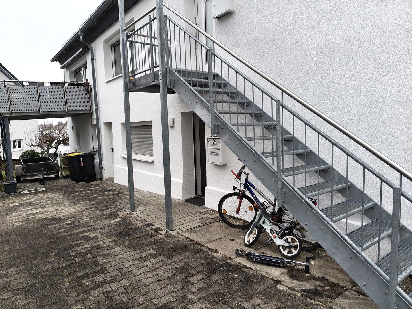 Prodej bytu 3+1 91 m², Egertstraße 26, EG, Reutlingen, Bádensko-Württembersko Prodej bytu 3+1 91 m², Egertstraße 26, EG, Reutlingen, Bádensko-Württembersko