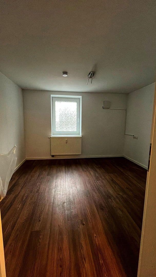 Prodej bytu 3+1 91 m², Egertstraße 26, EG, Reutlingen, Bádensko-Württembersko Prodej bytu 3+1 91 m², Egertstraße 26, EG, Reutlingen, Bádensko-Württembersko