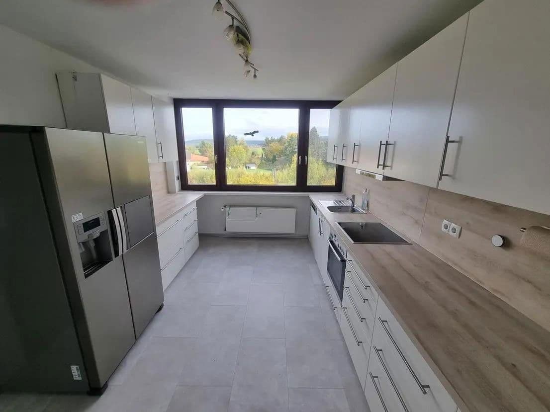 Pronájem bytu 3+1 120 m², Hochspeyerer Straße 2a, Enkenbach-Alsenborn, Porýní-Falc Pronájem bytu 3+1 120 m², Hochspeyerer Straße 2a, Enkenbach-Alsenborn, Porýní-Falc