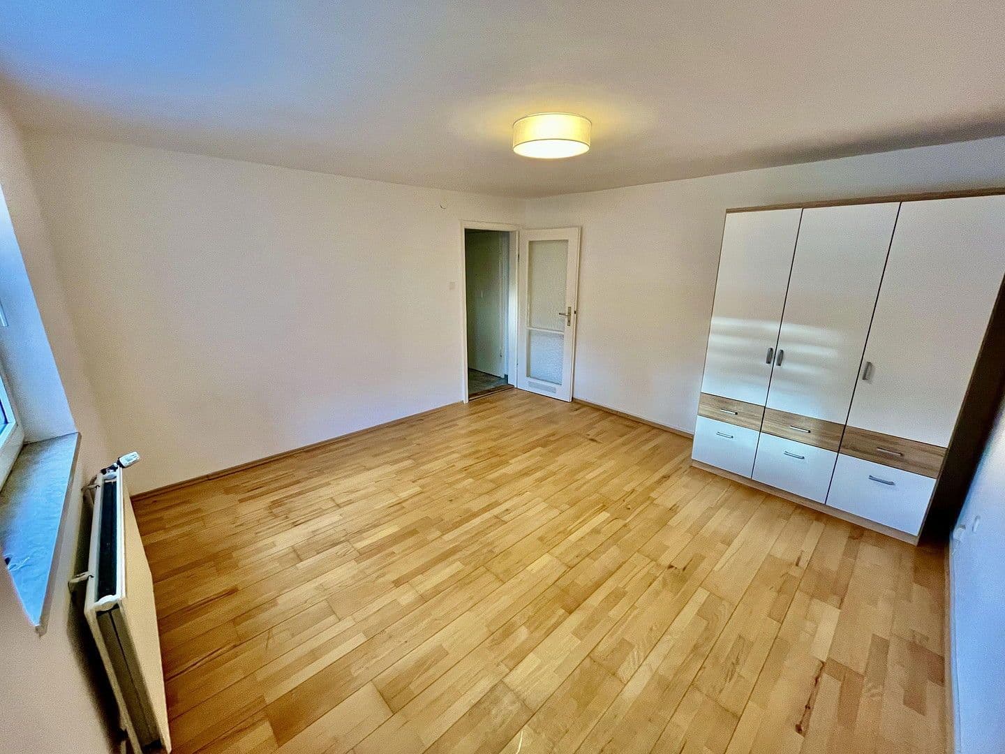 Pronájem bytu 1+kk 37 m², Feselenstraße 12, Ingolstadt, Bavorsko Pronájem bytu 1+kk 37 m², Feselenstraße 12, Ingolstadt, Bavorsko