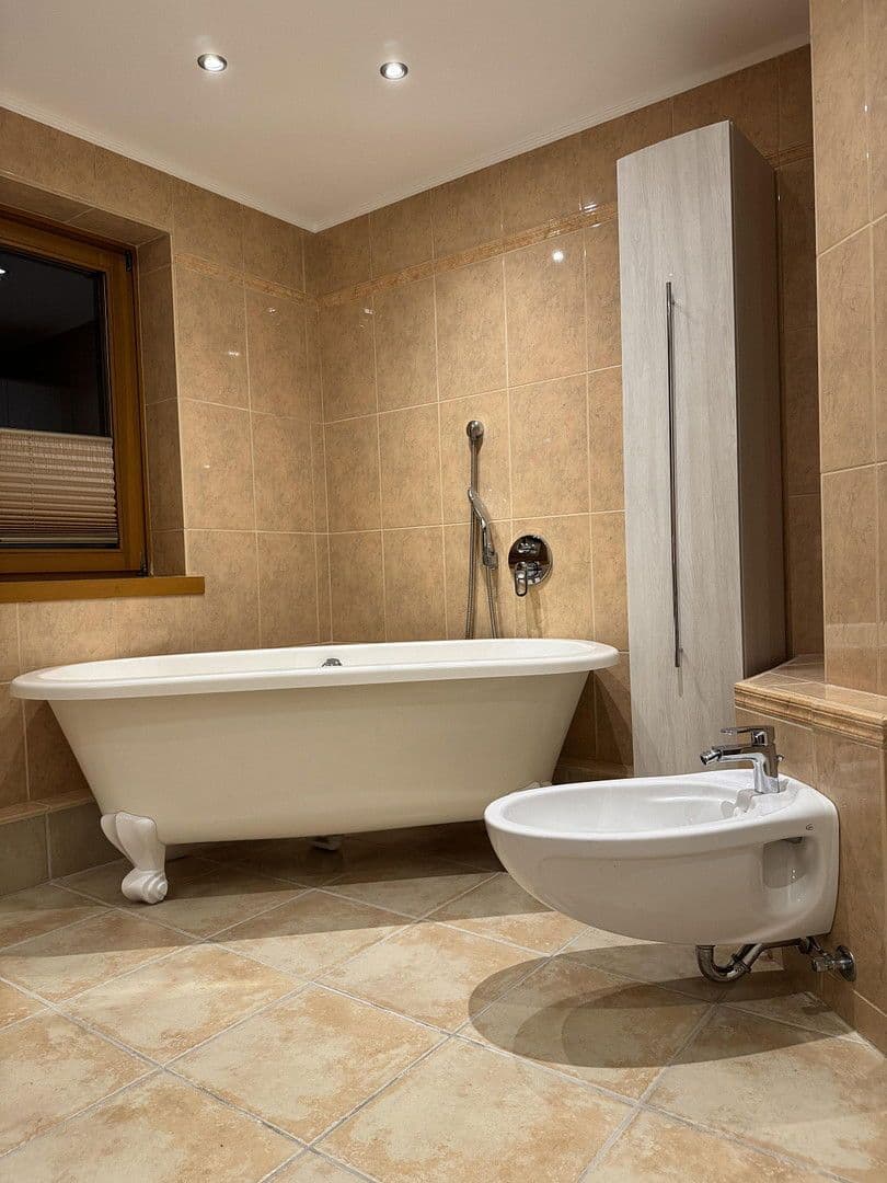 Prodej bytu 4+1 110 m², Reinbek, Šlesvicko-Holštýnsko Prodej bytu 4+1 110 m², Reinbek, Šlesvicko-Holštýnsko